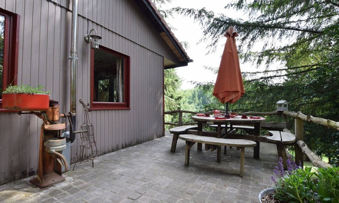 Houffalize Ski Chalet | Chalet in a green and peaceful environment.
