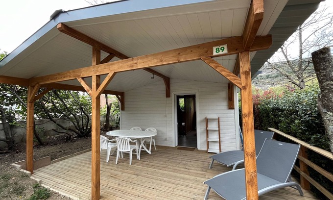 Montreal Ski Chalet | Chalet in a residential campsite in South Ardèche