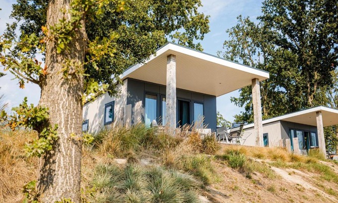 Leuken Ski Chalet | Chalet in Duisburg with Beach and Harbor Views