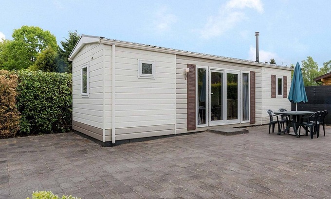 Baarle-Nassau Ski Chalet | Chalet in Holiday Park with Private Terrace