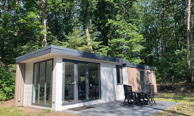 Beekbergen-Zuid Ski Chalet | Chalet in Veluwe near Scenic Trails