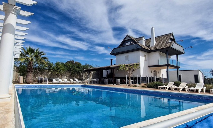 Montoro Ski Chalet | Chalet Independiente con Piscina en Montoro