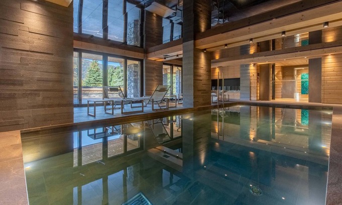 Meribel Ski Chalet | Chalet le Nolde : swimming pool, hammam, luxurious nestle in Meribel