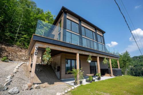 Saint Come Ski Chalet | Chalet Le Savannah Accès lac Spa Vélo Montagne