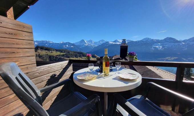 Beatenberg Apartment | Chalet Lilo 2 Zimmer top mountain view