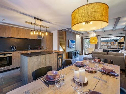Meribel Village Ski Chalet | Chalet moderne avec parking et wifi, à proximité des pistes et commerces - FR-1-566-20