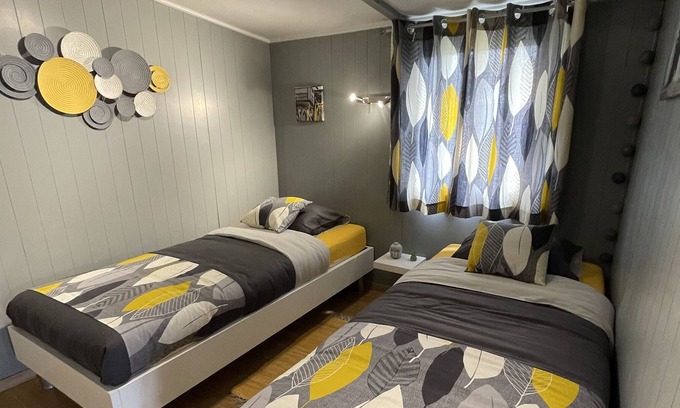 Dave Ski Chalet | Chalet Mosan on the banks of the Meuse