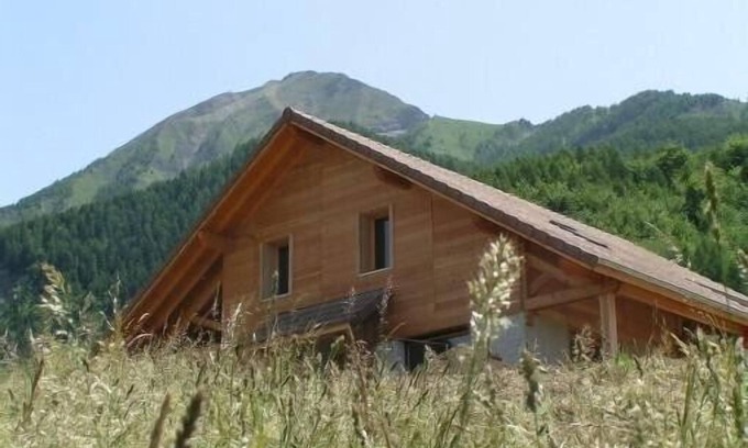 Saint-Leger-les-Melezes Ski Chalet | Chalet paired with stunning views.
