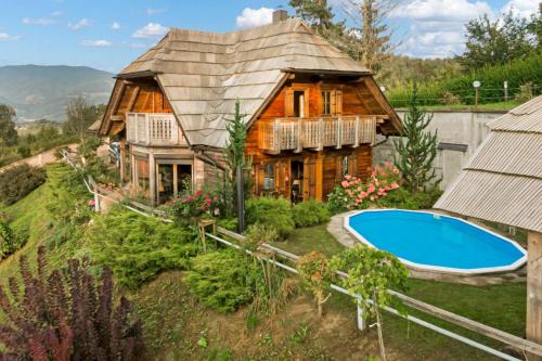 Slovenj Gradec Ski Chalet | Chalet Podgorje With Pool - Happy Rentals