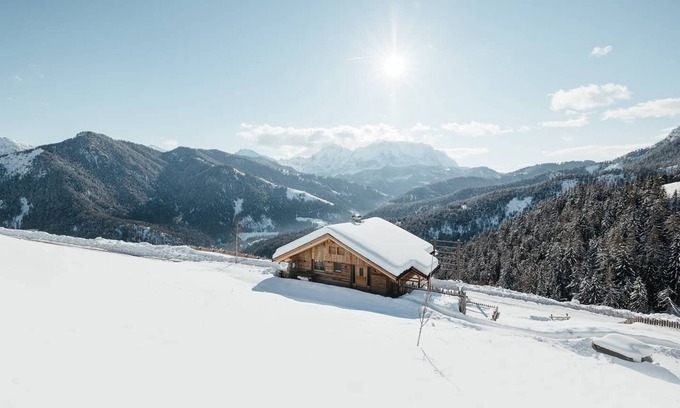 San Martino in Badia Ski Chalet | Chalet Rich App. Milandura, with mountain view, balcony, private garden