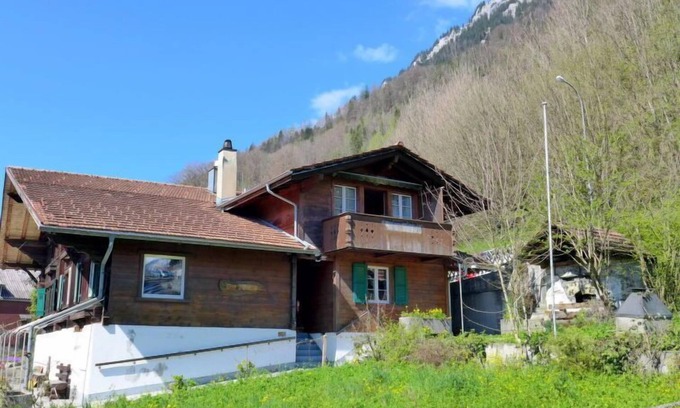 Niederried bei Interlaken Apartment | Chalet Vamika by Interhome