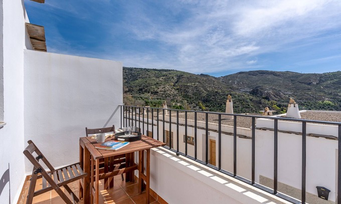 Picena House | Chalet "Villa Picena Las Alpujarras" with private terrace and Wi-Fi