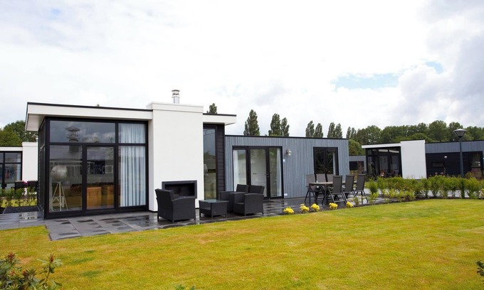 Nijkerk House | Chalet with 2 bedrooms and a terrace