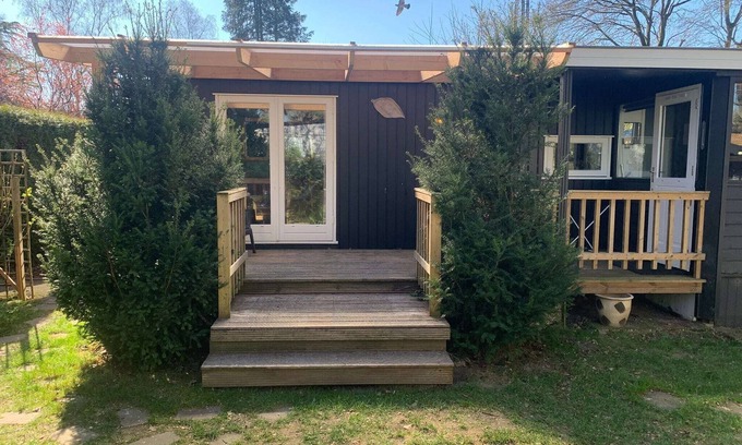 Garderen Ski Chalet | Chalet with balcony in Veluwe