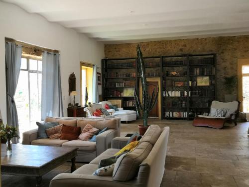 Saint-Andre-de-Roquelongue House | Chambre d'Hôtes au Domaine du Soleil Couchant