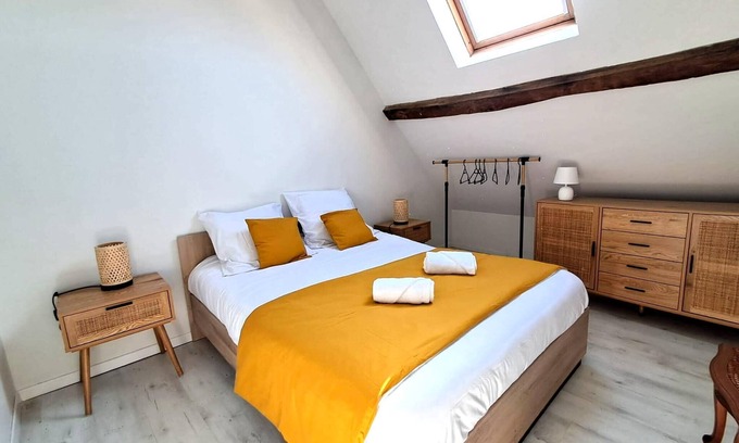 Evaux-les-Bains Apartment | Chambre La Petite Creuse - Colocation entre curistes