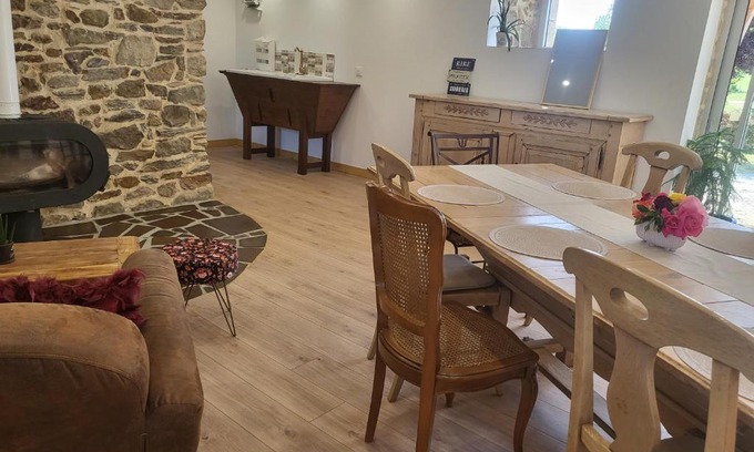 La Gree-Saint-Laurent House | chambres d'hôtes et bistrot Le Galouray