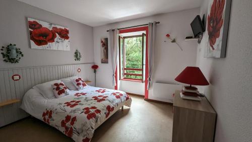 Saint-Floret Bed & Breakfast | Chambres d'hôtes Les Lits des Fées