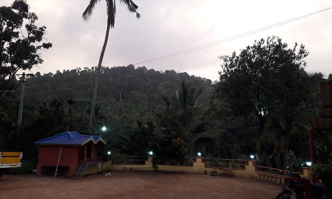 Virarajendrapet House | Chandragiri -romantic and traditional home for holiday vacation