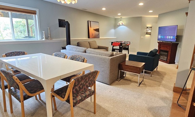 Excelsior Apartment | Chanhassen Guest Suite - Private & Spacious