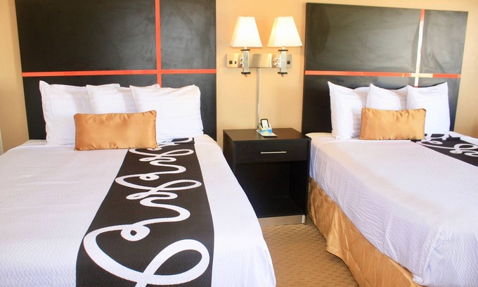 Burlington Hotel | Chaparral Motor Inn