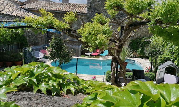 Saint-Marcel-d'Aredeche House | Character house with swimming pool near the Ardèche gorges