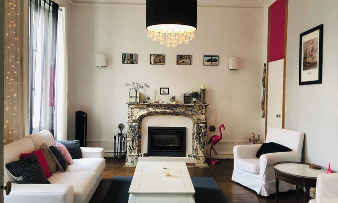 Chateauroux House | Character house-4 bedrooms-city center-wifi-garden