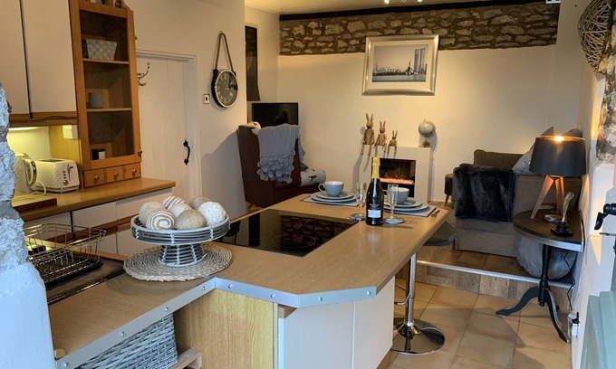 Meathop Apartment | Characteristic & Cosy Self-Contained 1 Bed Annexe