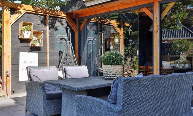 Augustinusga House | Characteristic house with wellness in Augustinusga