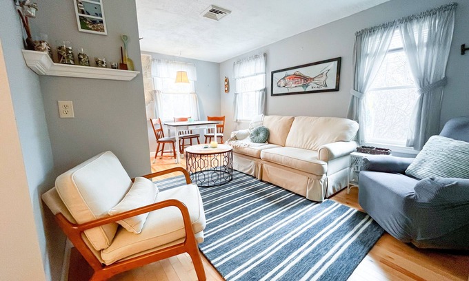 Charlestown Cottage | Charlestown Beach, 2BR Cozy Cottage, Screened porch, 3 min drive to Beach!
