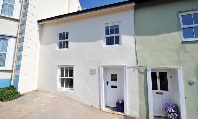 Charmouth Cottage | CHARM COTTAGE, family friendly, country holiday cottage in Charmouth
