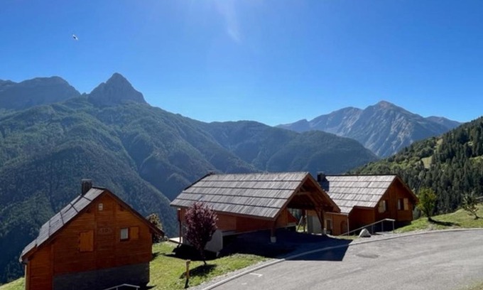 Pra Loup Apartment | Charmant appart montagne, 2 ch, 8 pers, équipements modernes - FR-1-165A-45