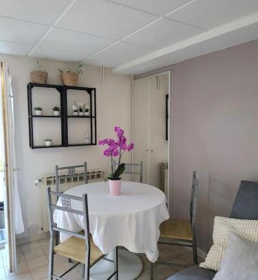 Domont Apartment | Charmant appartement 35 m2 avec terrasse et jardin