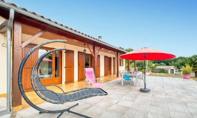Saint-Martial-de-Valette House | Charmante Maison à la Campagne