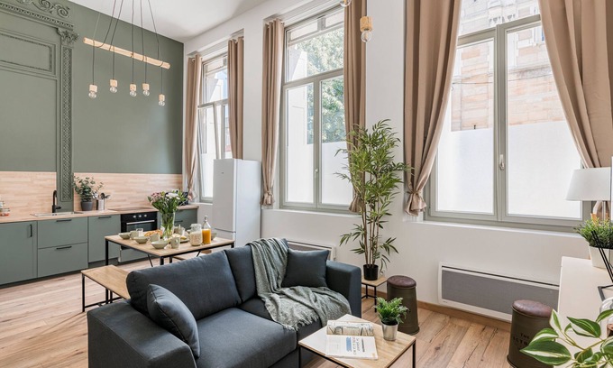 Centre Ville Apartment | Charmant & Spacieux Appartement en Cœur de Ville de Saint-etienne - 6 Personnes
