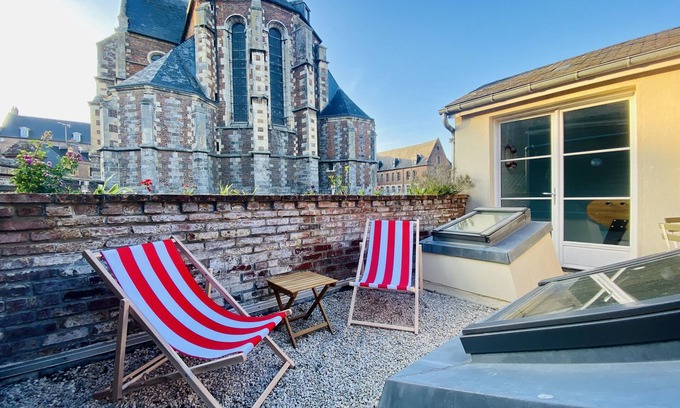 Eu House | Charmante Maison Rénovée, Belle Terrasse Proximité Plages & Proche de la mer