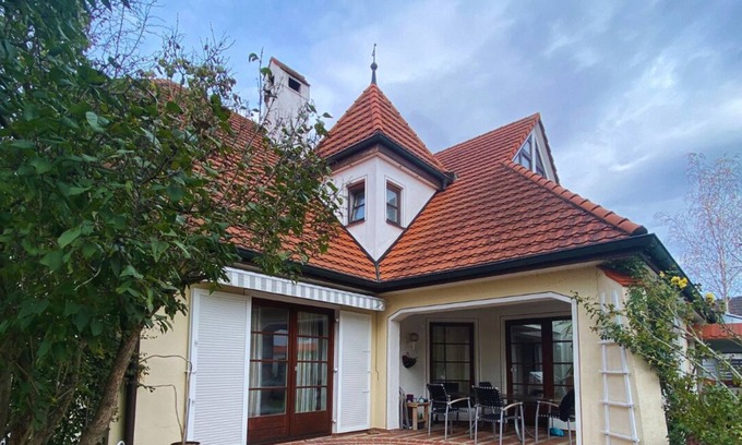 Neu-Ulm House | Charmantes Wohnhaus mit Garten. Familienfreundlich