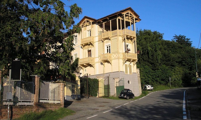 Borgo Po Apartment | CHARME AND RELAX HISTORIC HOUSE ON THE HILL