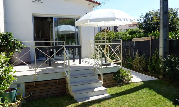 Saint-Georges-de-Didonne House | Charming house in Centre St Georges, 100m from the beach/shops and close to Royan.