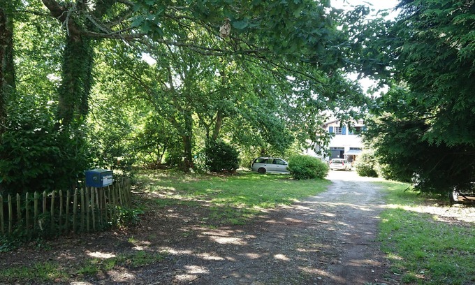 Saint-Vincent-de-Tyrosse House | Charming villa on a 2-hectare estate, 12 minutes from the beach.