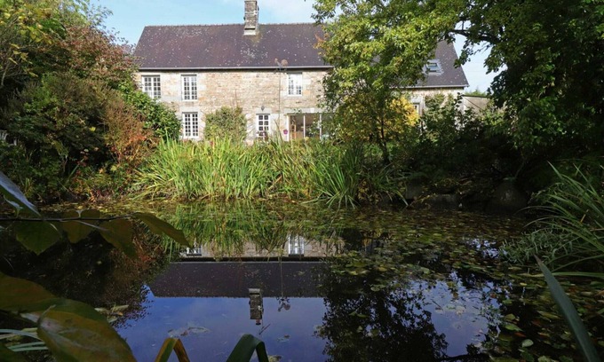 Tinchebray-Bocage Cottage | Charming Historic Stone House with Garden, Fireplace, and Electric Car Charging