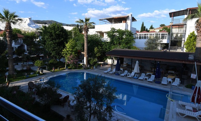 Pamukkale City Centre House | Charming 1-bedroom hotel with AC and WiFi in marvelous Pamukkale.