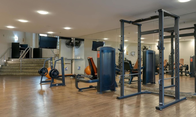 Santo Antonio House | Charming 1-bedroom hotel MERCURE LOURDES BH w/ pool