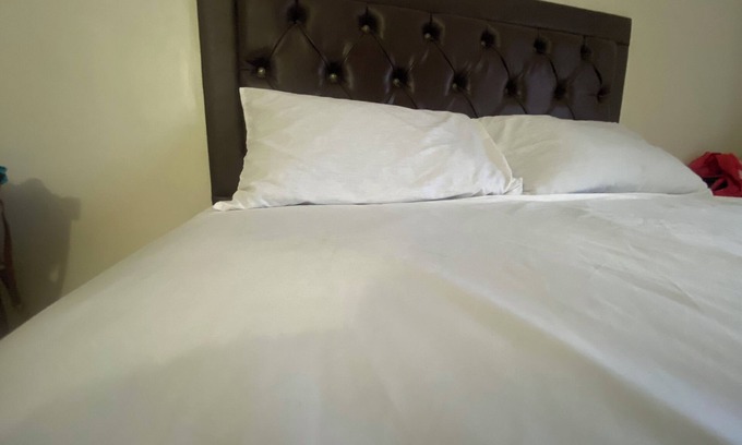 Windsor Castle House | Charming 1-bedroom house with WiFi and AC in gorgeous Windsor Castle