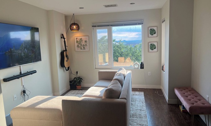 Buzzard Point Apartment | Charming 1-bedroom apartment in Heart of Navy Yard Washington DC