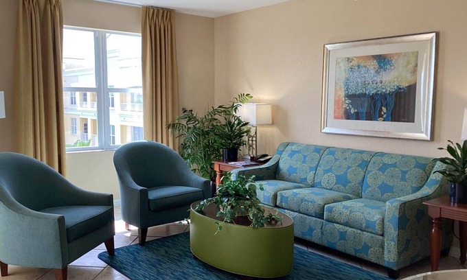 Weston Apartment | Charming 1-bedroom apartment with WiFi and fitness room in welcoming Weston