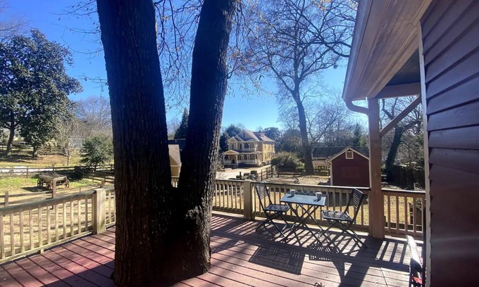 East Side Cottage | Charming 1-bedroom cottage with WiFi, AC in fabulous Atlanta