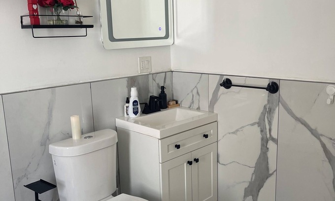 Queens House | Charming 1-bedroom house close to JFK