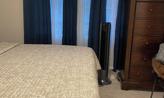Milford House | Charming 1 bedroom suite in a townhome with WiFi and AC in fabulous Milford