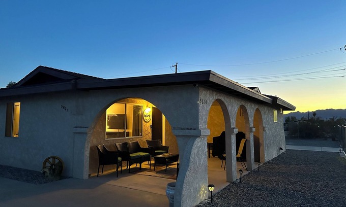 Fort Mohave House | Charming 1-bedroom house with big yard, AC and WiFi in delightful Fort Mohave